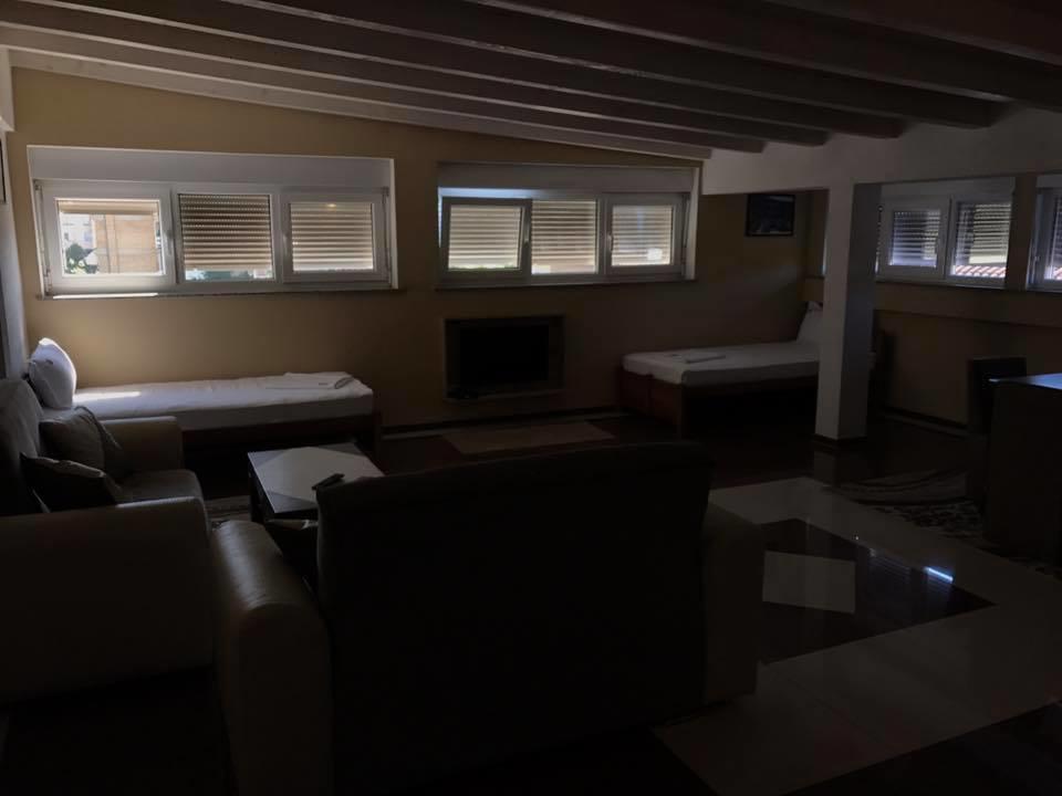 Hotel Millenium2 Prizren Luaran gambar