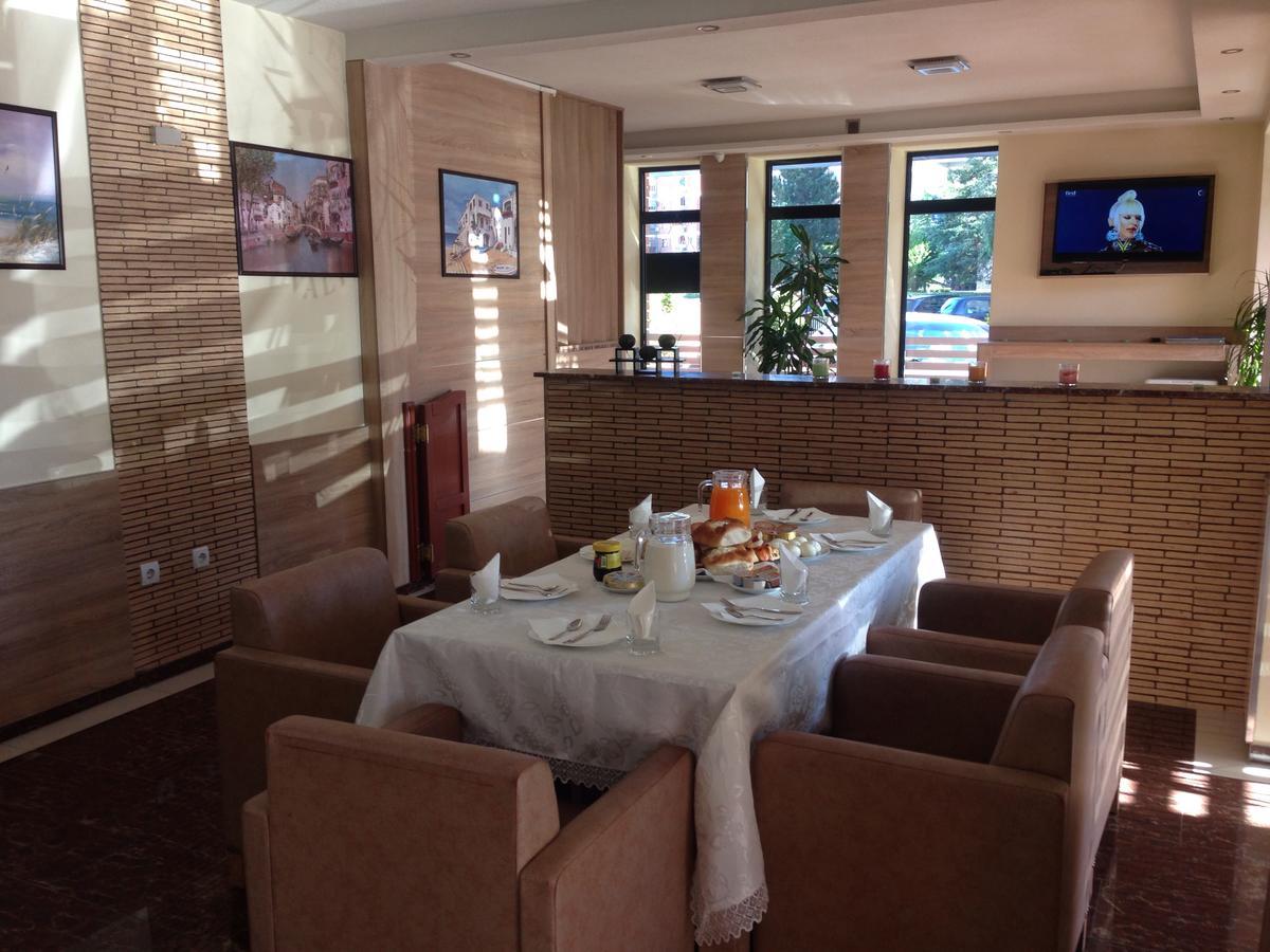 Hotel Millenium2 Prizren Luaran gambar